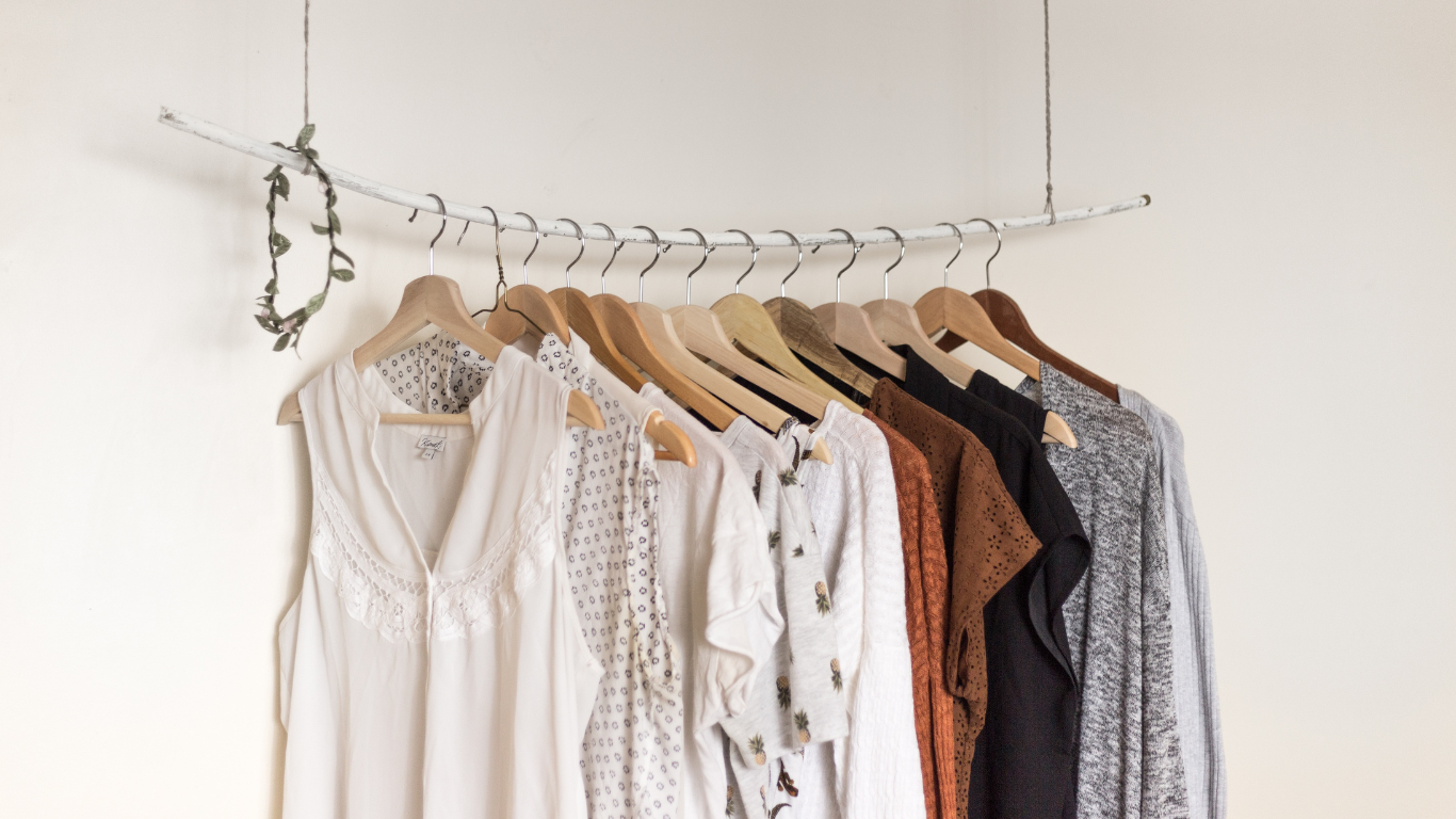 Benefits of incorporating minimalism into one's wardrobe